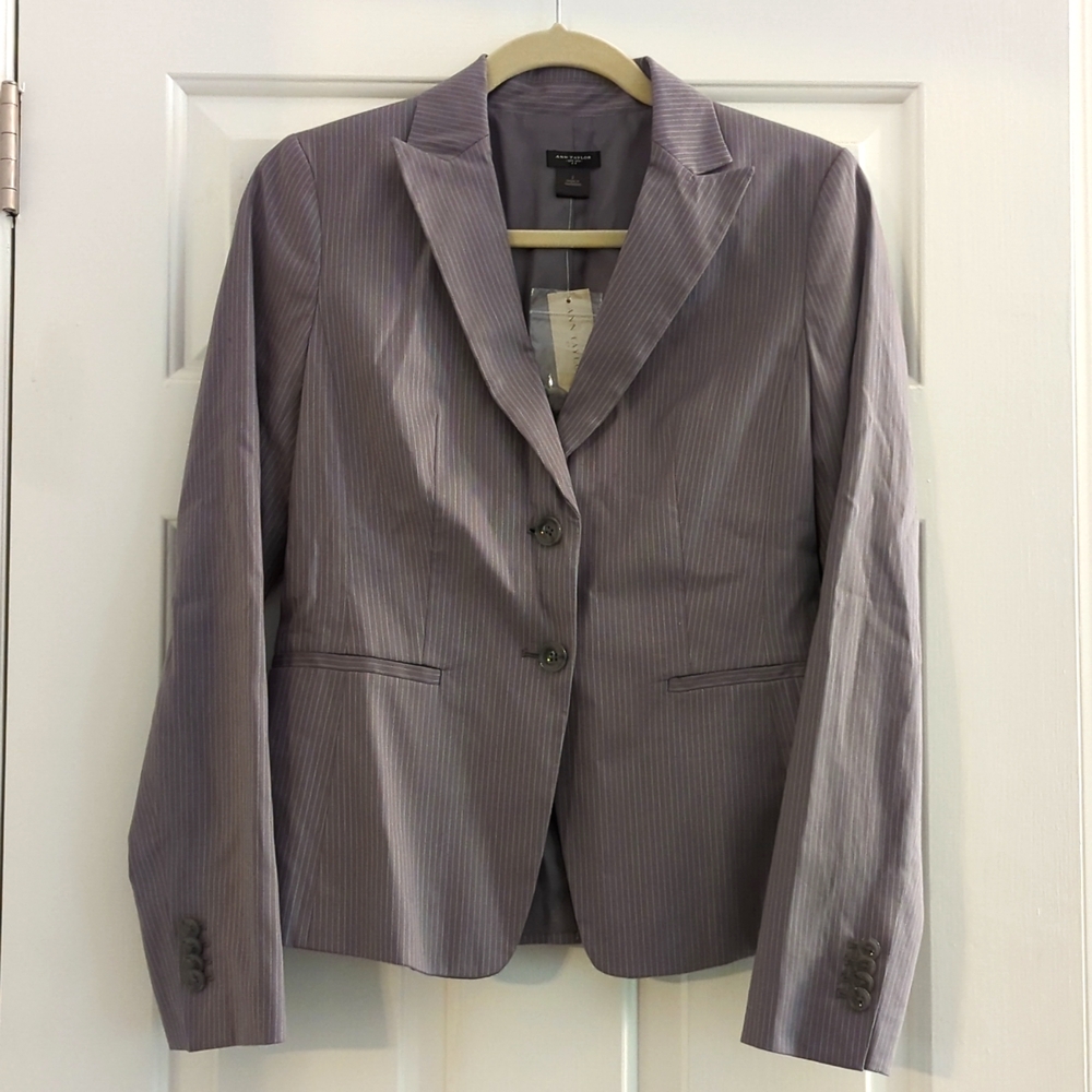 Ann Taylor Sz 2 Gray Pinstripe Blazer